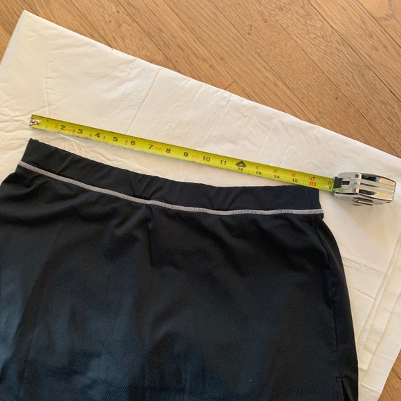 Tennis Skirt / Skort - New Balance - Picture 2 of 4